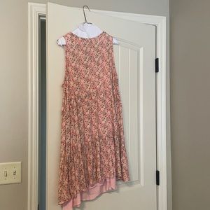 Altair’s state dress size large